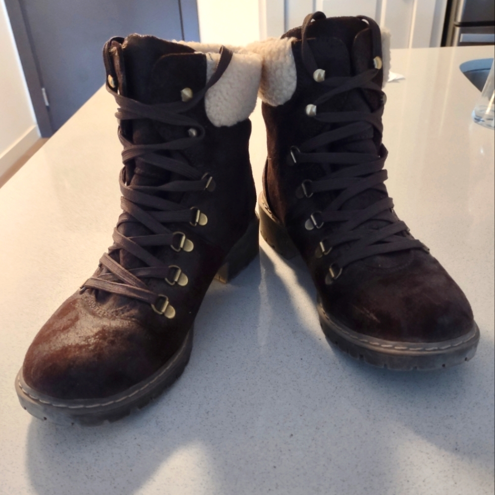 SALE Ruff Hewn Size 8.5 Really Good Condition. Super Deal.